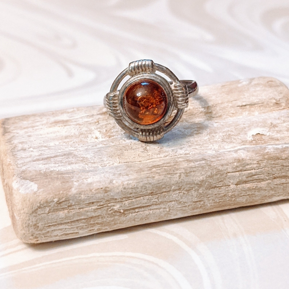 Vintage Sterling Silver Amber Ring
